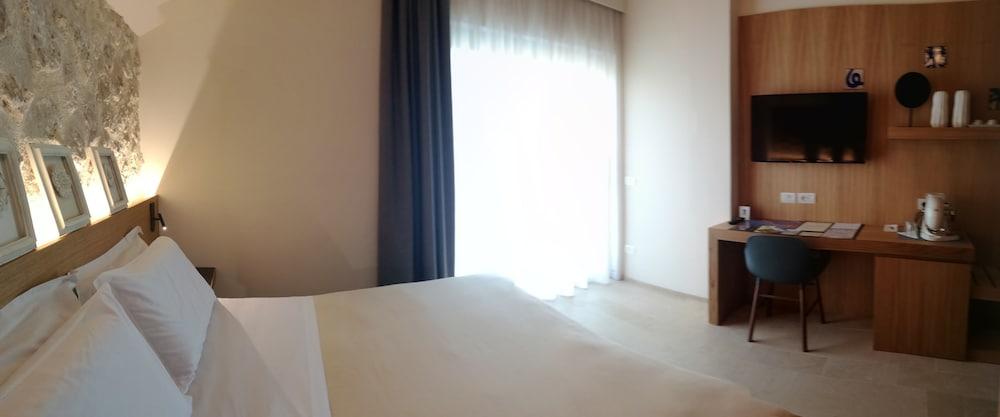 Borgo Giallonardo Wine Relais Resort 2*