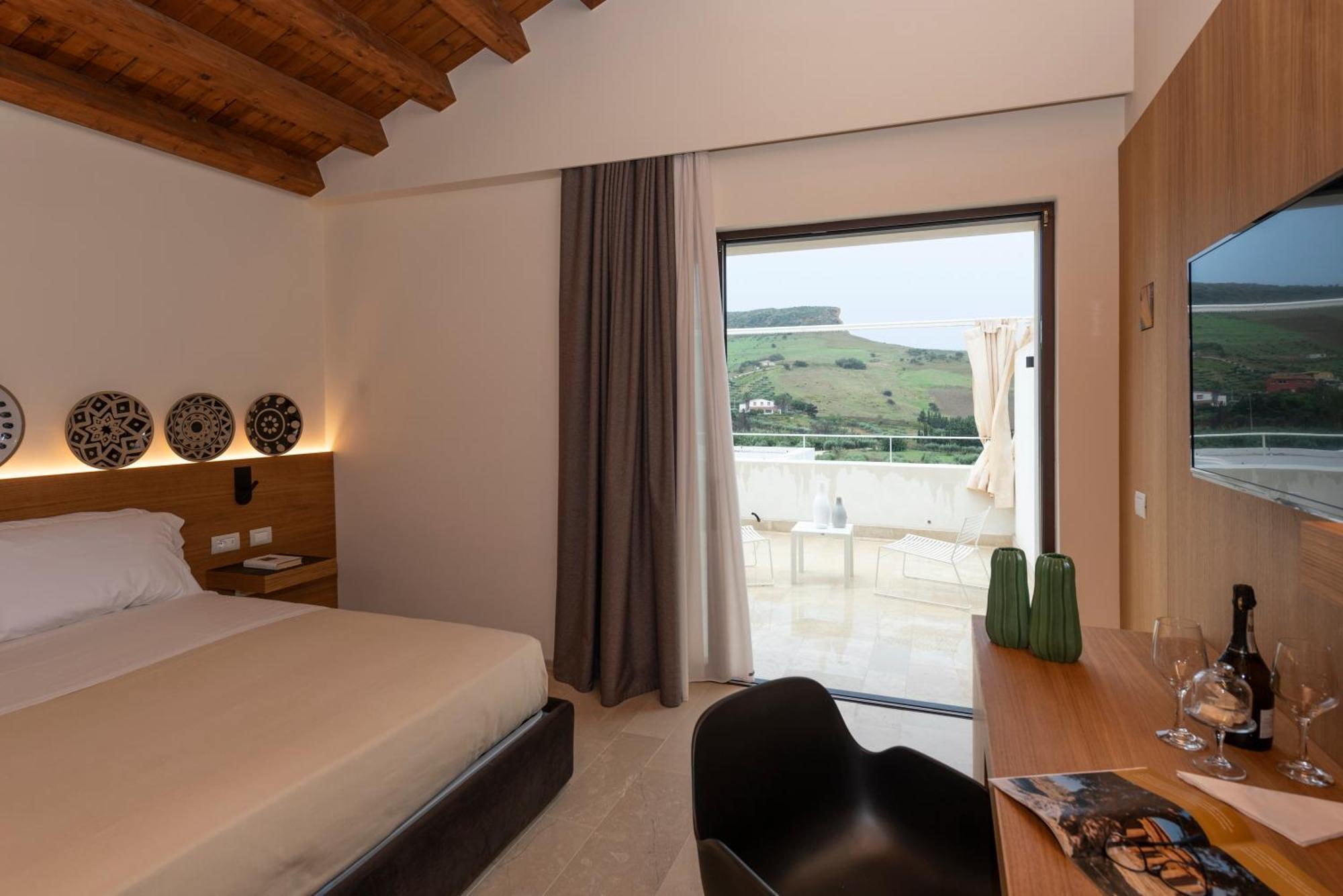 Resort Borgo Giallonardo Wine Relais 2*