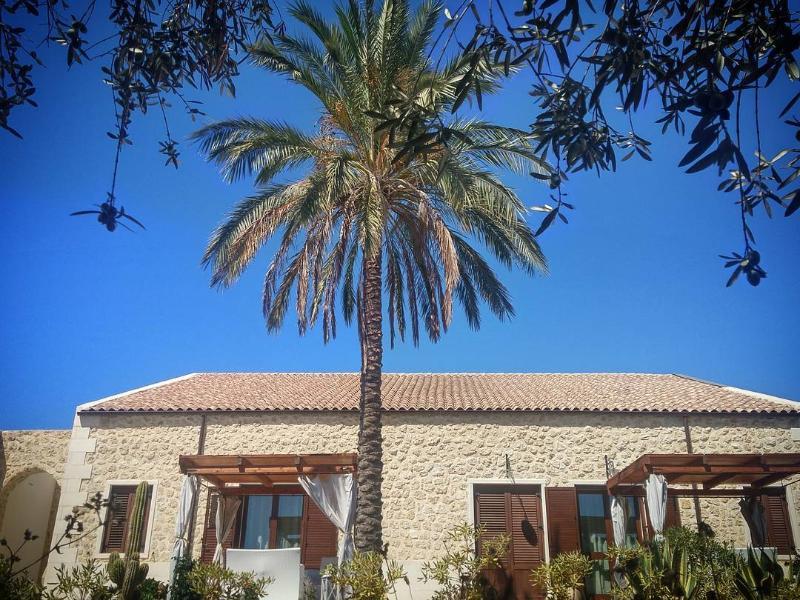Borgo Giallonardo Wine Relais Resort